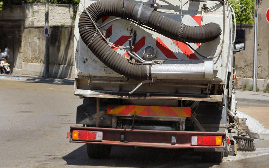 débouchage curage canalisation Louvres