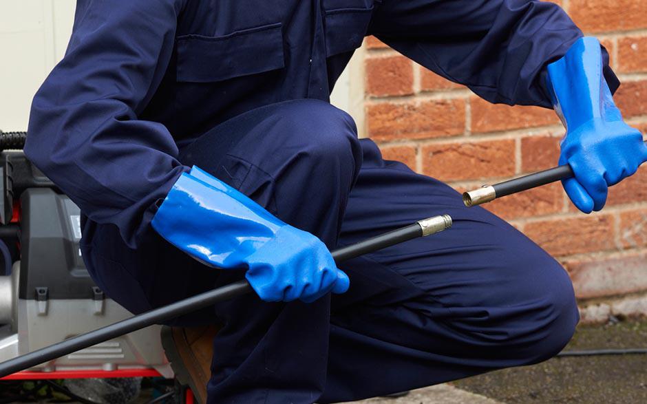 déboucheur puissant canalisation Écouen